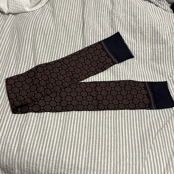 Vintage Silk Scarf - Picture 4 of 4